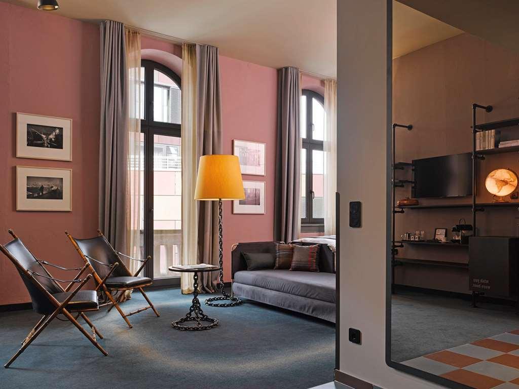 25Hours Hotel Altes Hafenamt Hamburgo Quarto foto