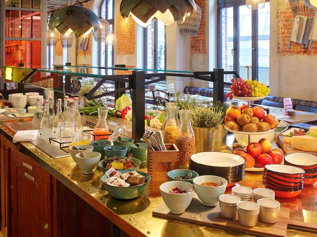 25Hours Hotel Altes Hafenamt Hamburgo Restaurante foto